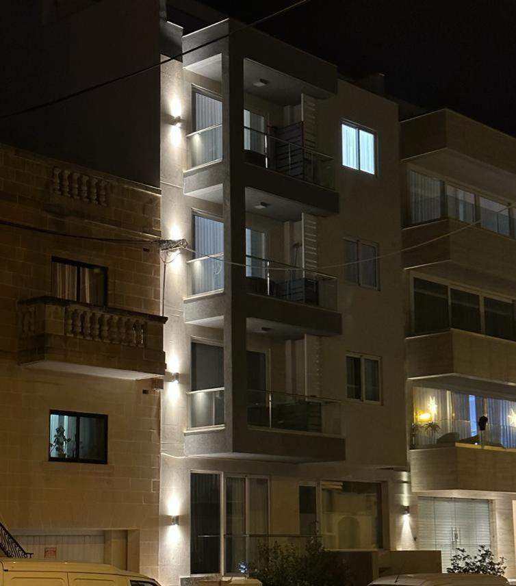 Skylark 2 Apartment With Terrace Is-Swieqi Exterior foto